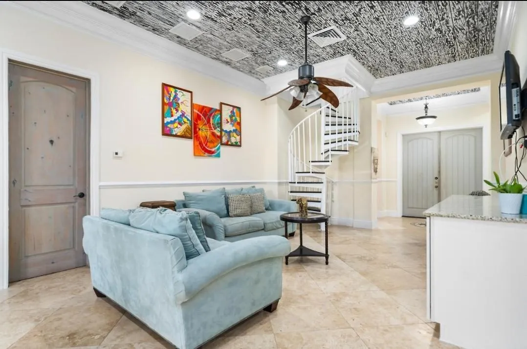 Villa Danya - 5 Bd On The Ocean With Pool. Nassau Bahamas